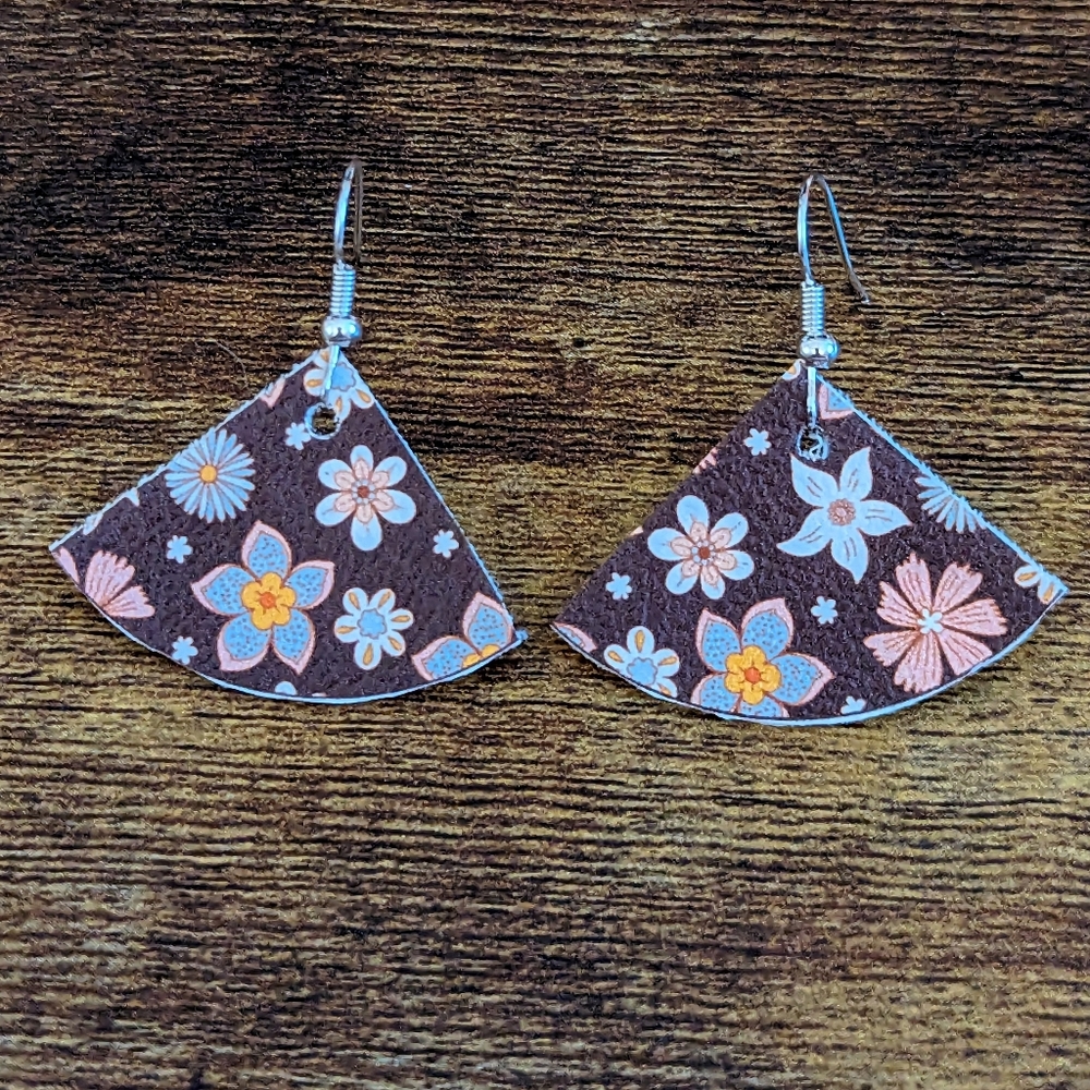 3 for $6 Item: Faux Leather Retro Floral Earrings NEW!